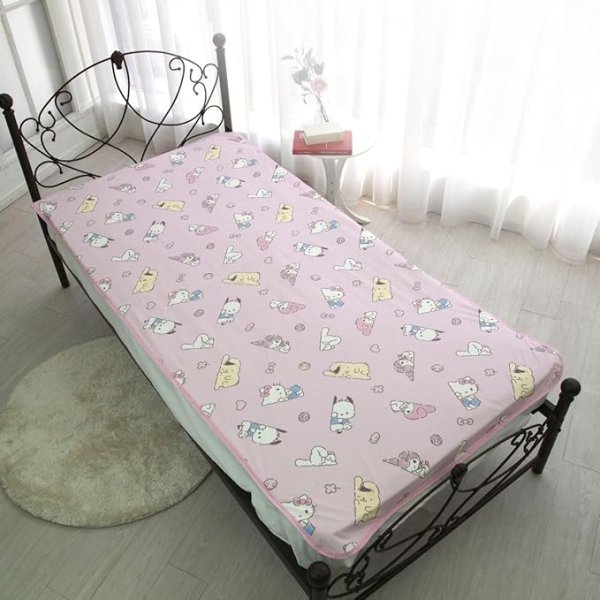 画像1: サンリオ(SANRIO) サンリオキャラクターズ パイル生地 おねしょシーツ ダブル 140×205cm ピンク SS-31-207-46 クロミ マイメロディ キティ シナモロール ポチャッコ ポムポムプリン (1)
